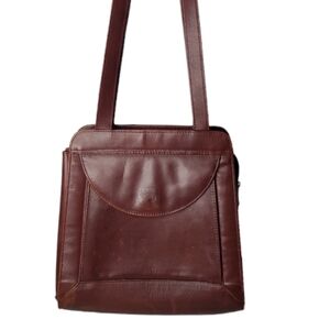 Vintage Traditions Crossbody Messenger Bag Made in Italy Leather Minimalist